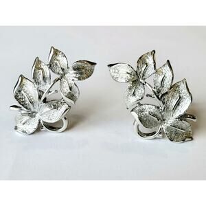 Coro Silver Leaf Earrings Vintage Clip-On Shiny 50s 60s MCM Signed